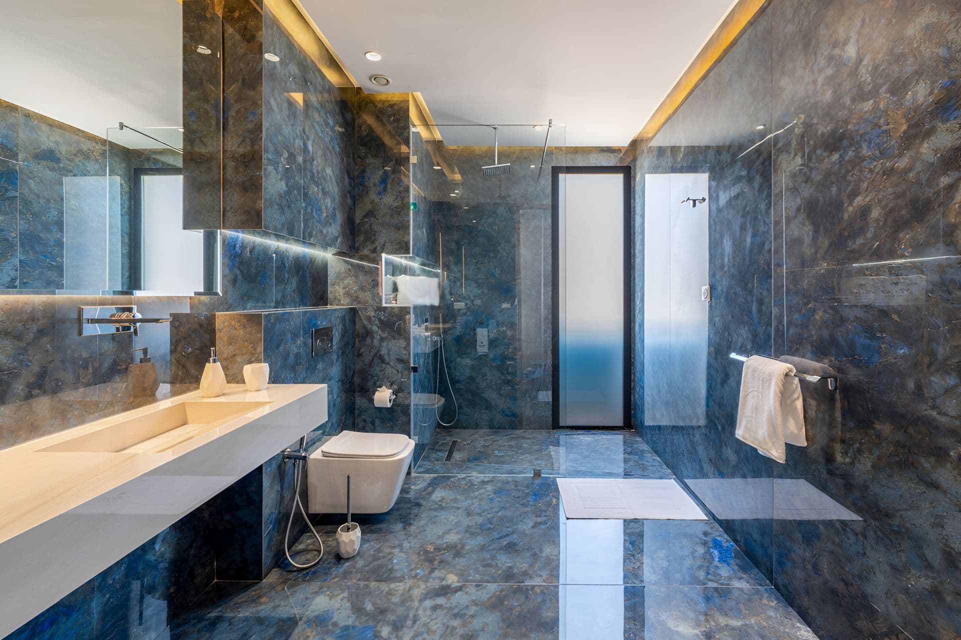 Villa Amaya — 21